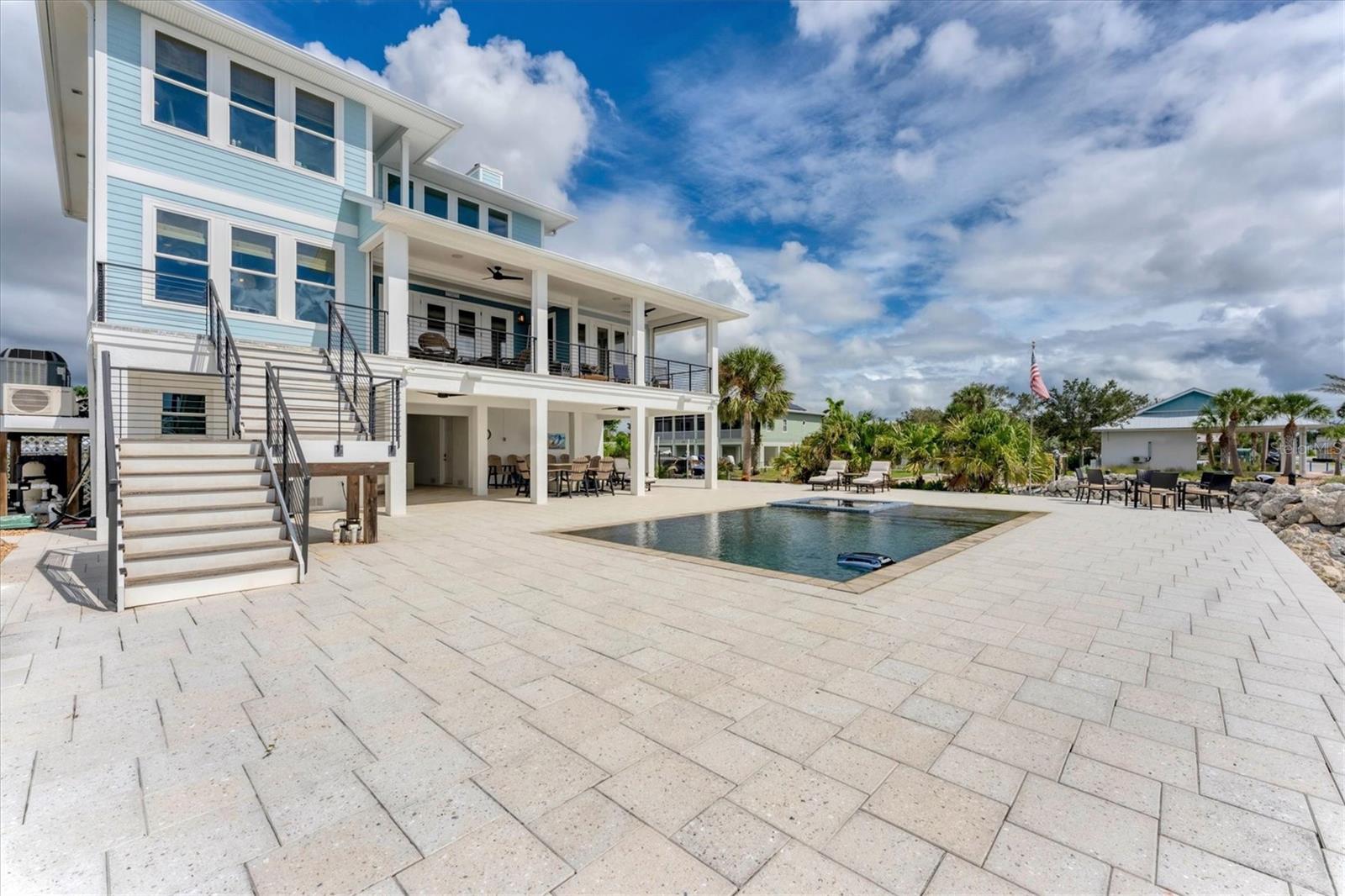 Image 50 of 83 For 4 Southwind Drive