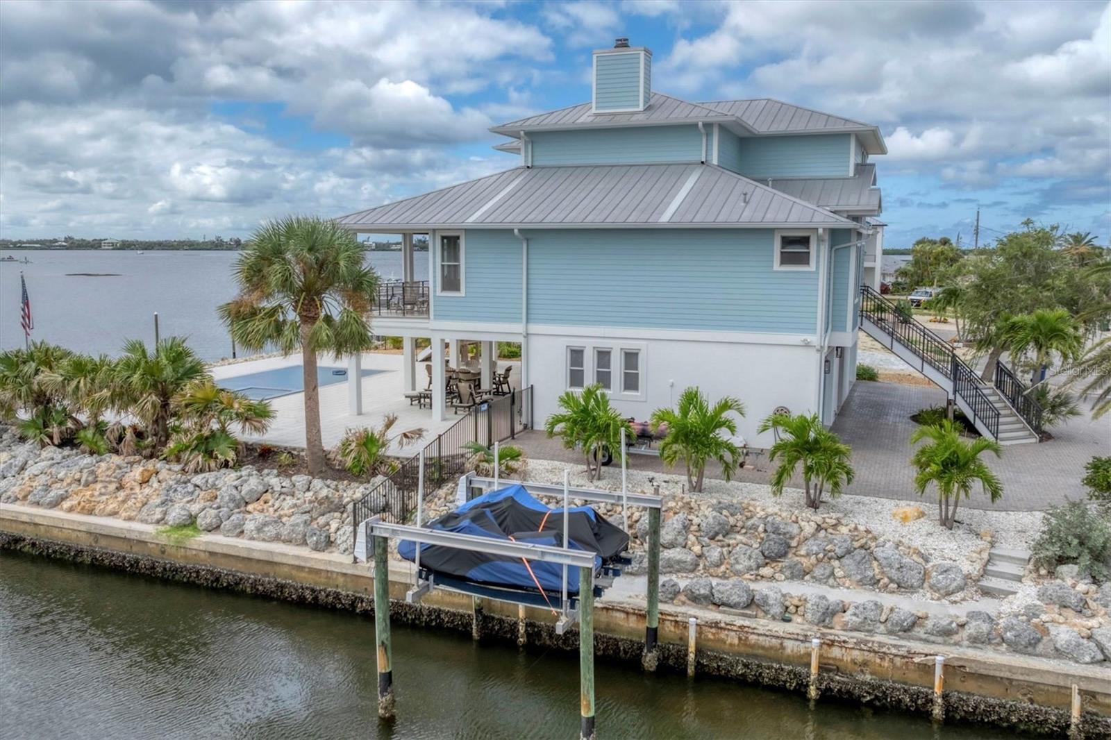 Image 55 of 83 For 4 Southwind Drive