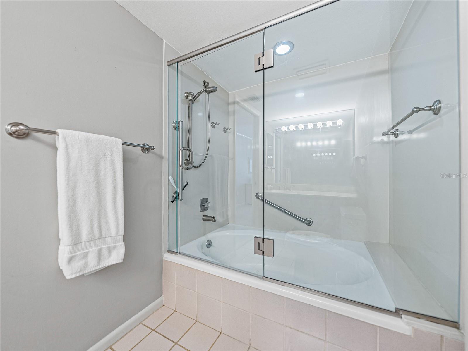 Image 9 of 36 For 5700 Gulf Shores Drive B-137