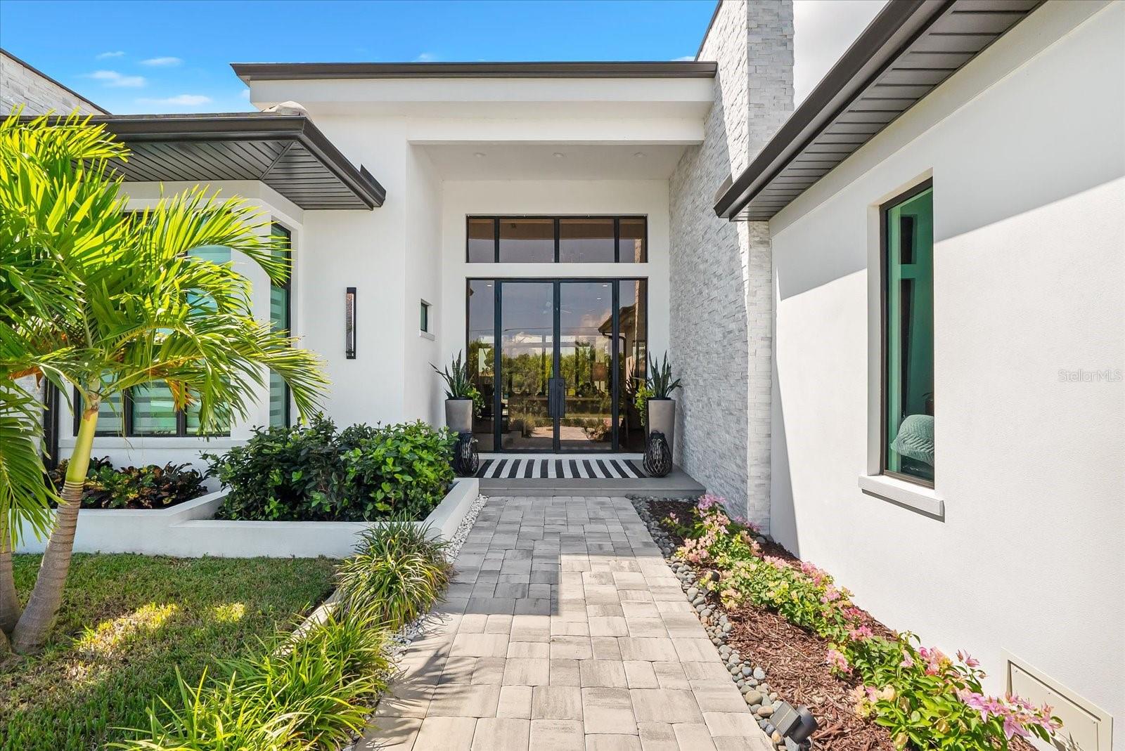 Image 6 of 100 For 9482 Bluegill Circle