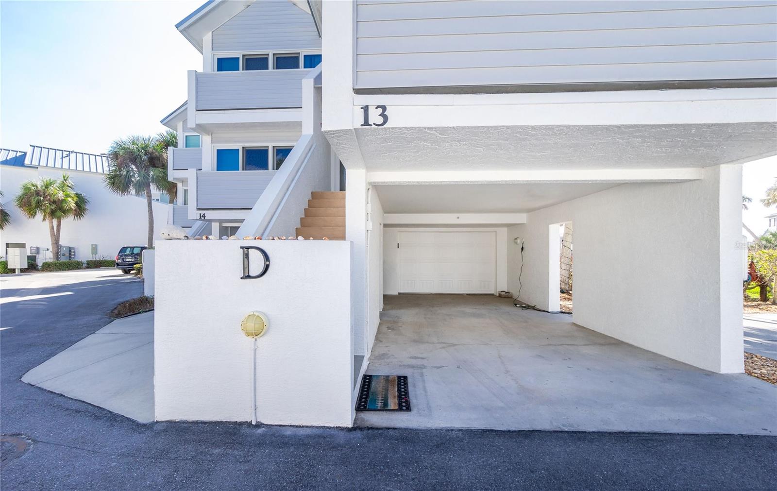Image 38 of 69 For 2255 Beach Road 13