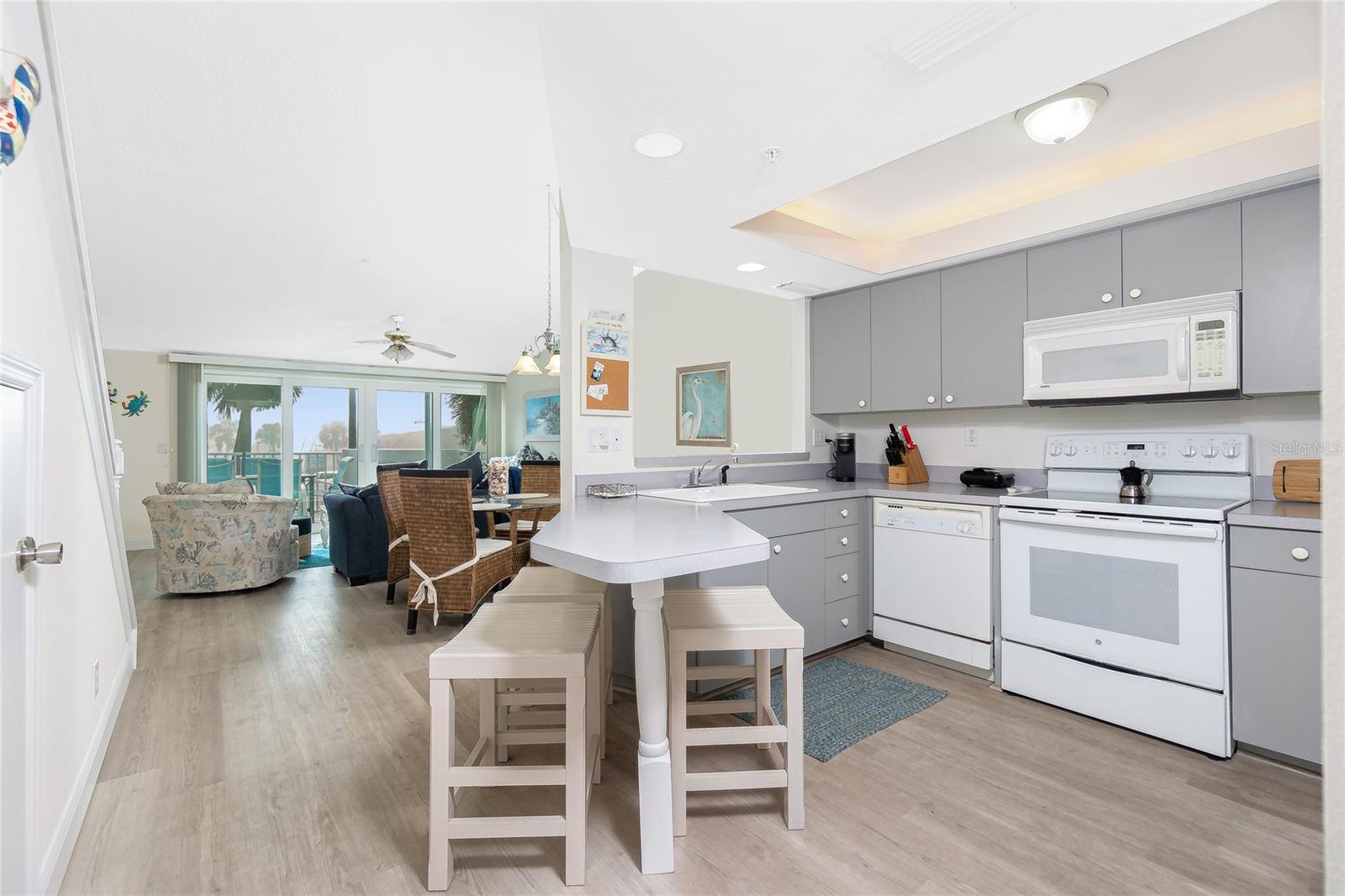 Image 6 of 69 For 2255 Beach Road 13