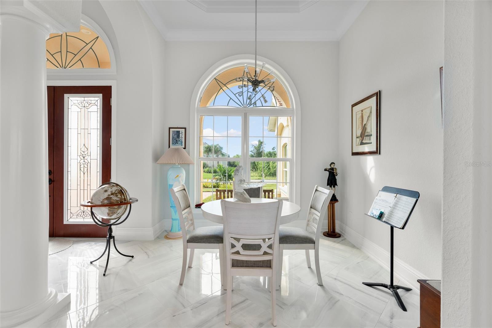 Image 14 of 58 For 15132 Chinook Way