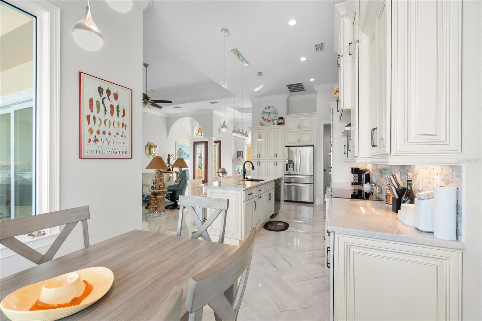 Image 25 of 58 For 15132 Chinook Way