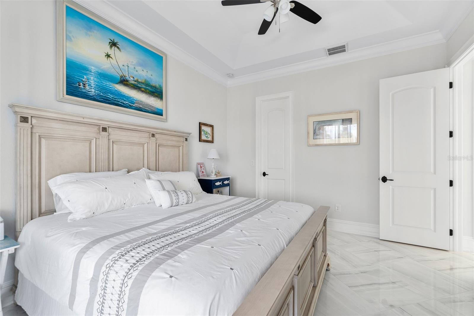 Image 35 of 58 For 15132 Chinook Way