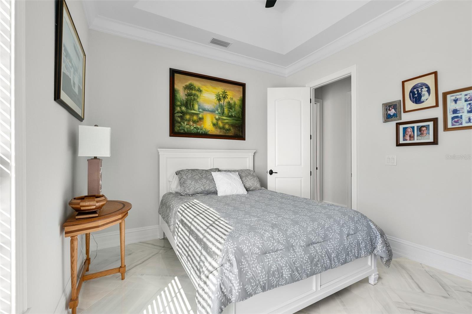 Image 37 of 58 For 15132 Chinook Way