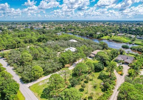 Image 13 of 99 For 1648 Bayshore Drive
