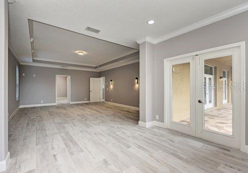 Image 45 of 99 For 1648 Bayshore Drive