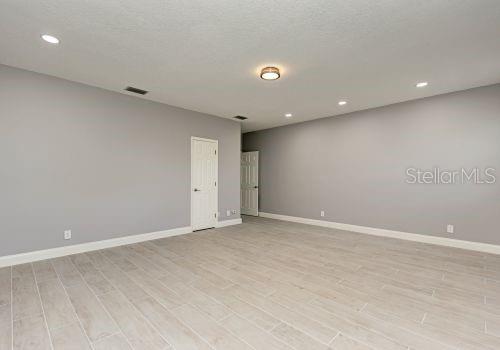Image 70 of 99 For 1648 Bayshore Drive