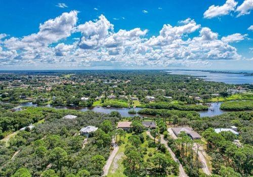 Image 8 of 99 For 1648 Bayshore Drive