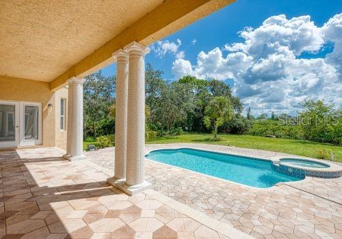 Image 81 of 99 For 1648 Bayshore Drive
