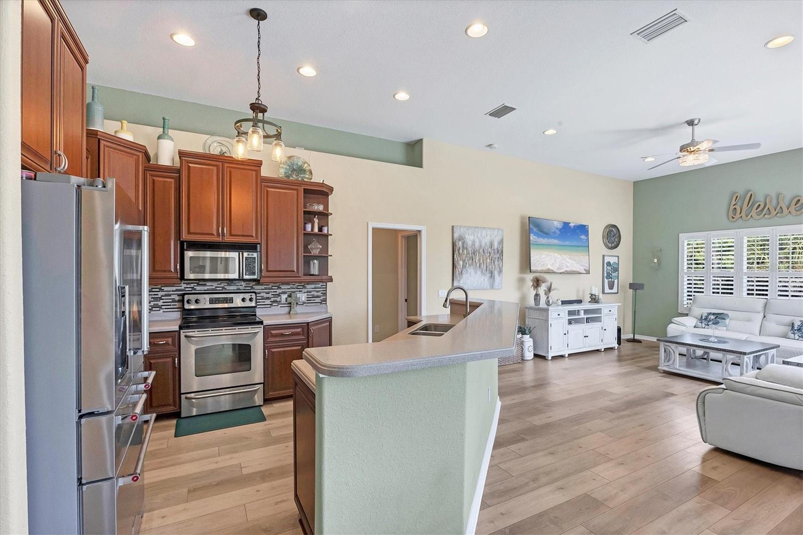 Image 10 of 52 For 9954 Audrey Street