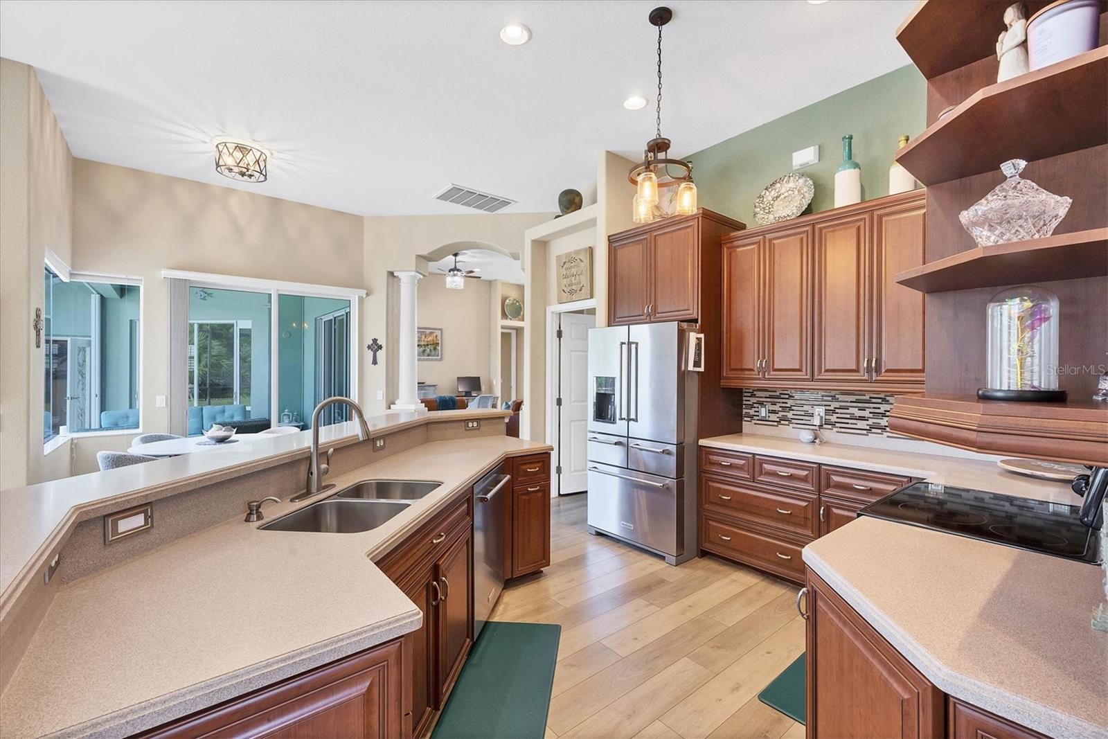 Image 13 of 52 For 9954 Audrey Street