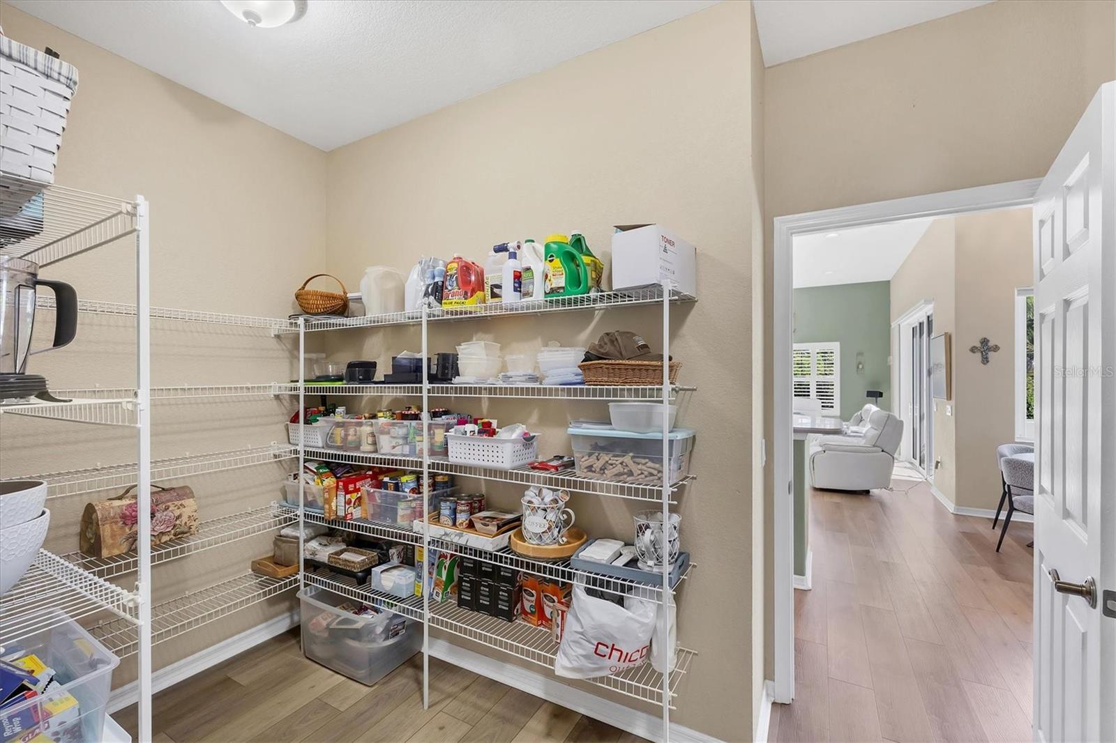 Image 14 of 52 For 9954 Audrey Street