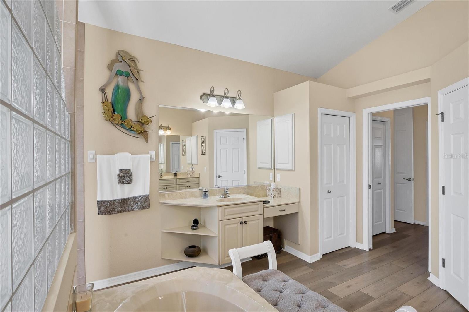 Image 24 of 52 For 9954 Audrey Street