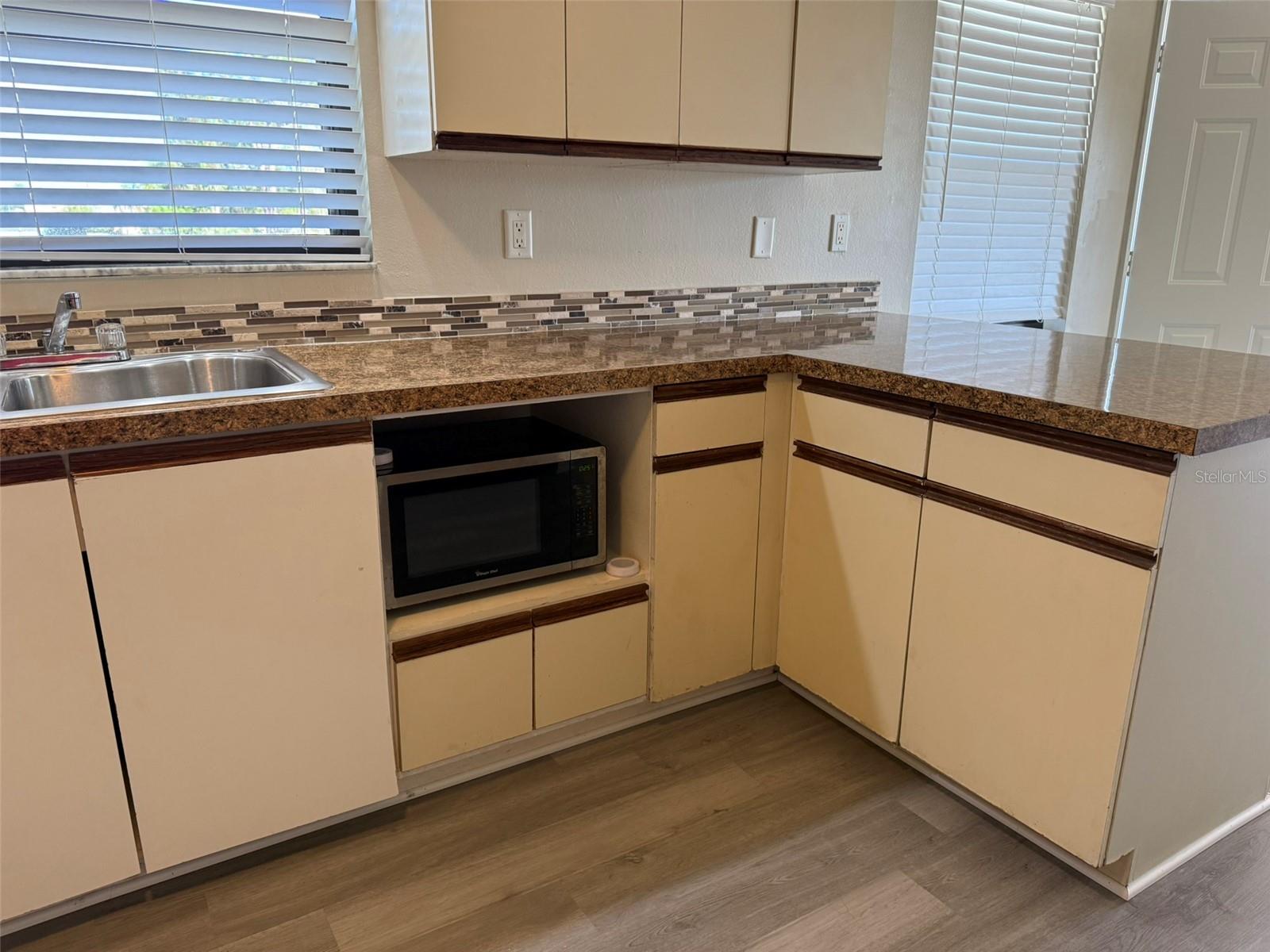 Image 4 of 15 For 177 Cowles Street