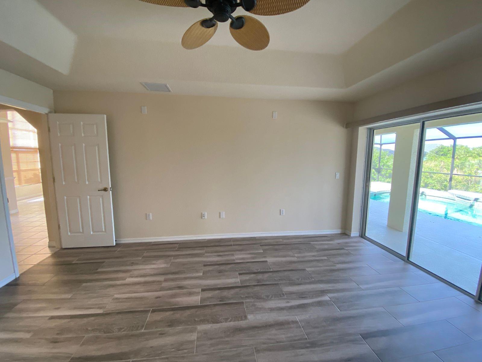 Image 10 of 22 For 15144 Lakeland Circle