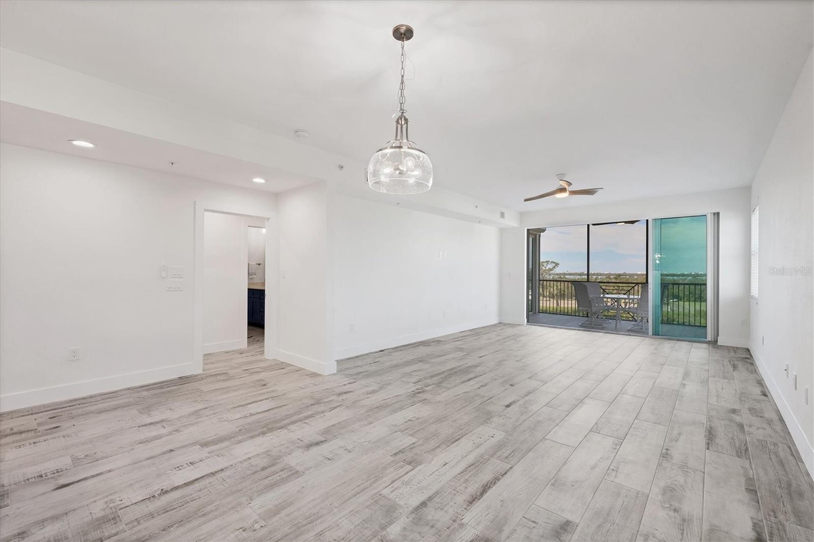 Image 10 of 54 For 9203 Griggs Road A-204