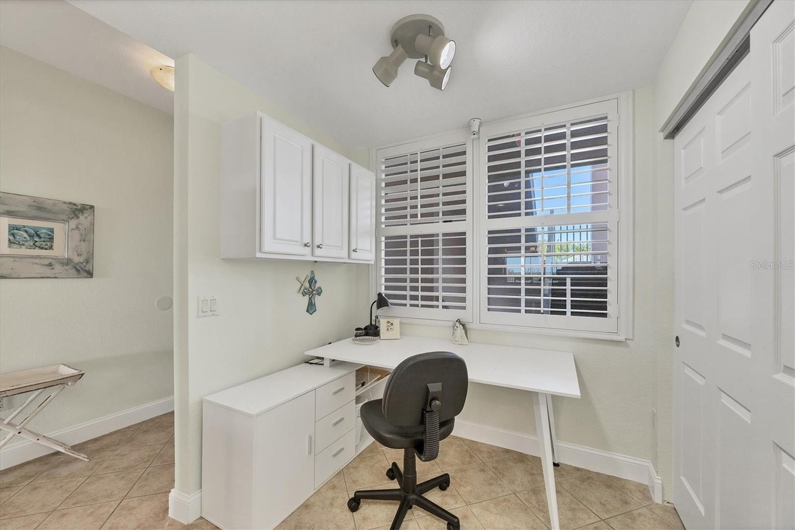 Image 20 of 57 For 13313 Gasparilla Road 202