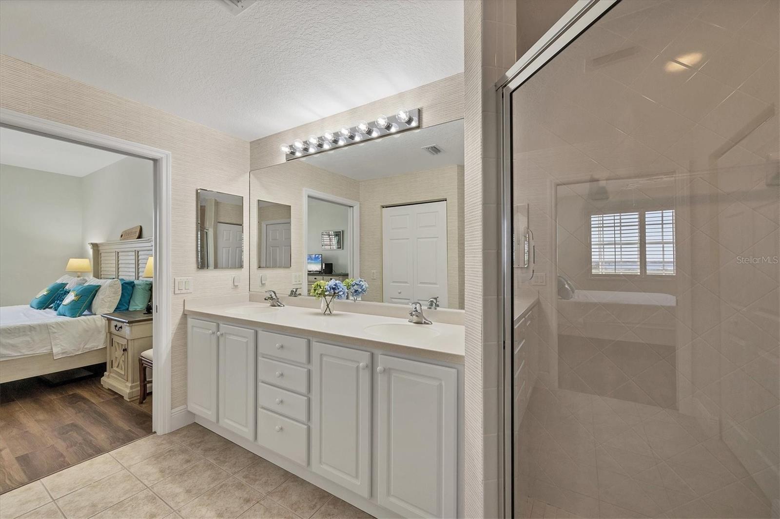 Image 29 of 57 For 13313 Gasparilla Road 202