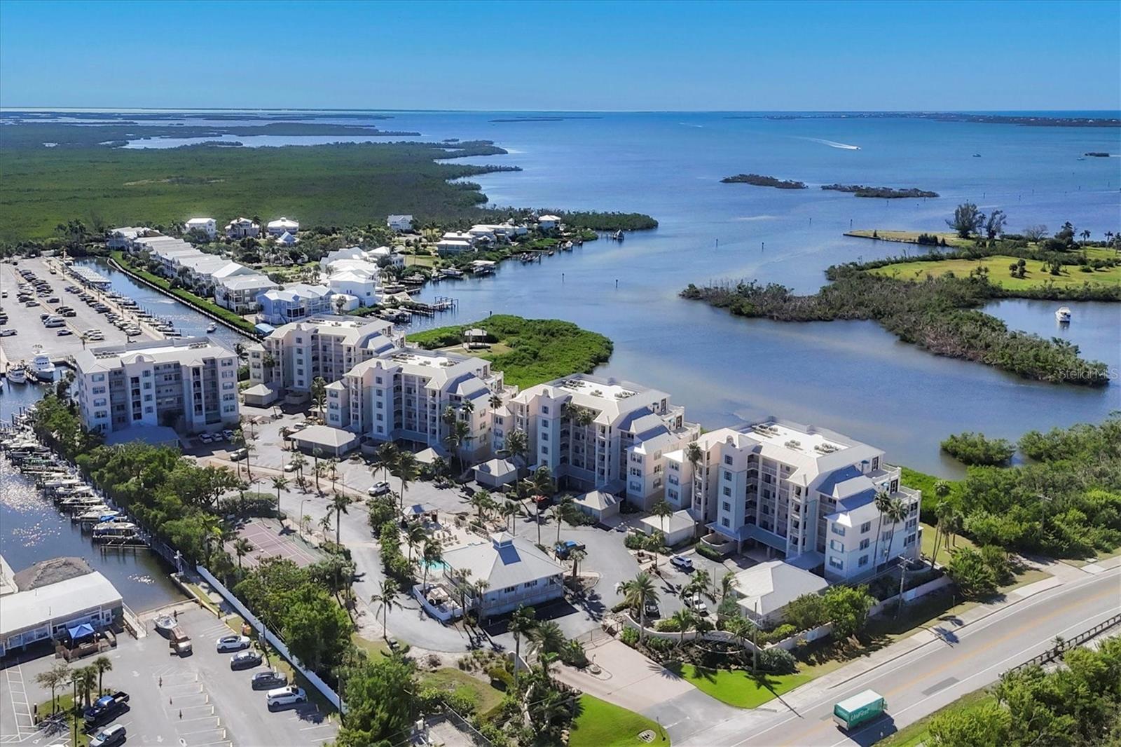 Image 4 of 57 For 13313 Gasparilla Road 202