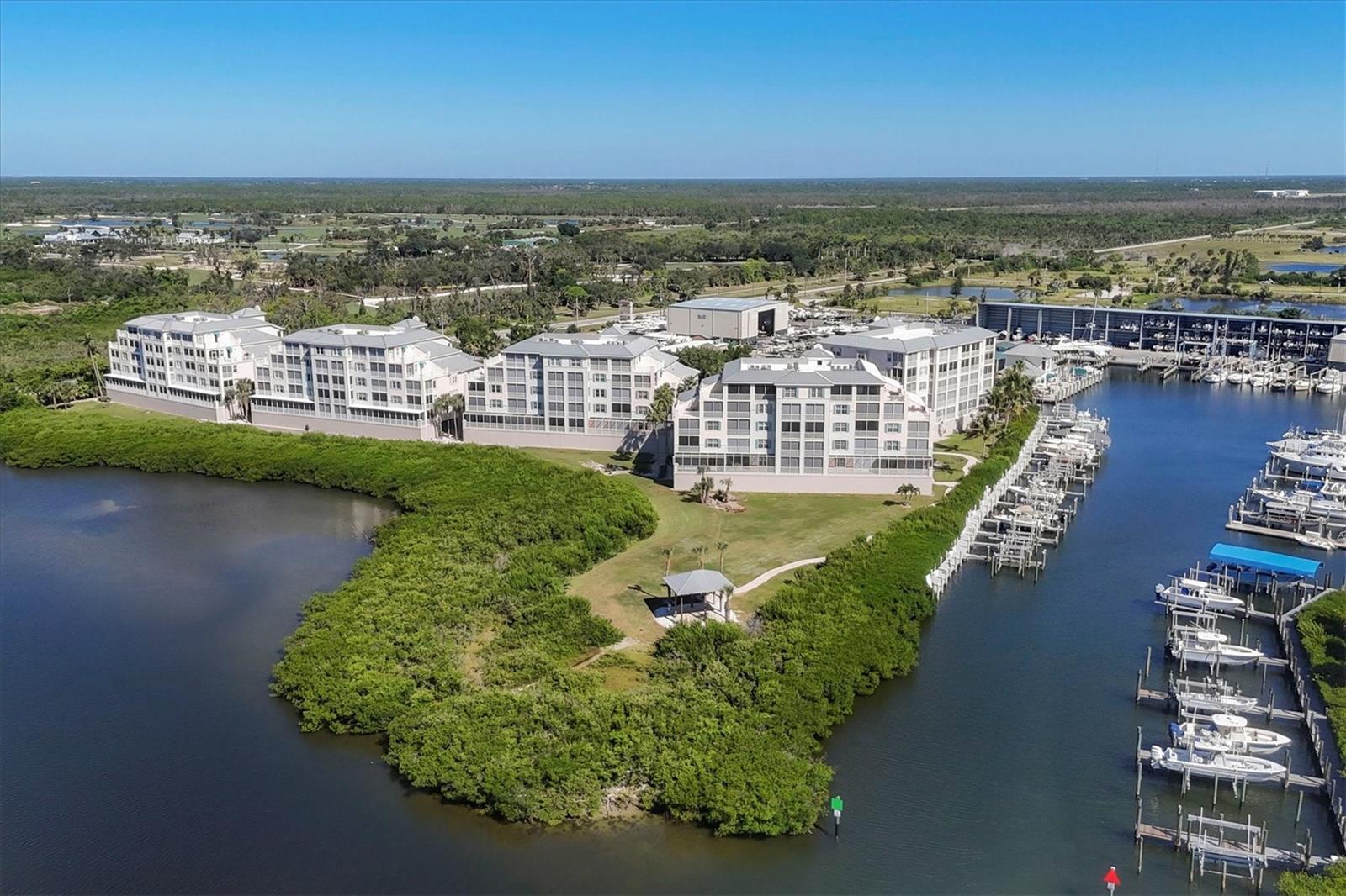 Image 41 of 57 For 13313 Gasparilla Road 202