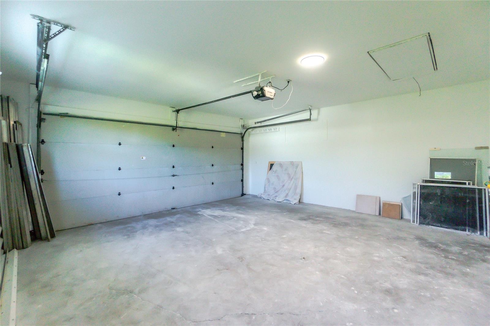 Image 54 of 91 For 217 Rotonda Circle