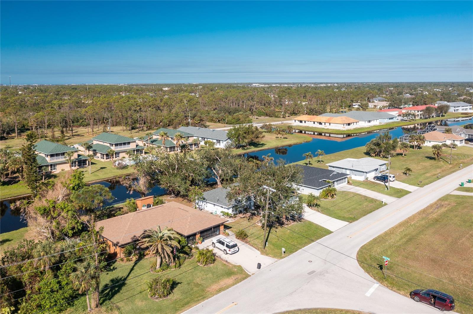 Image 62 of 91 For 217 Rotonda Circle