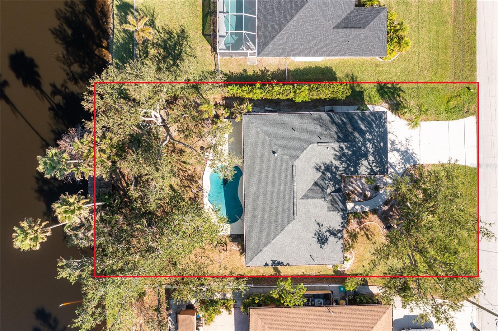 Image 69 of 91 For 217 Rotonda Circle