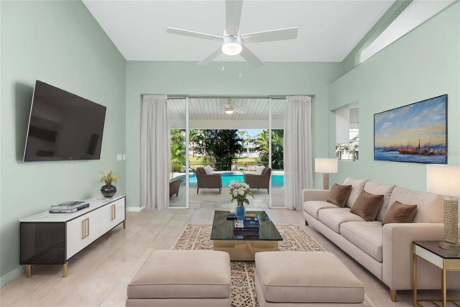 Image 82 of 91 For 217 Rotonda Circle