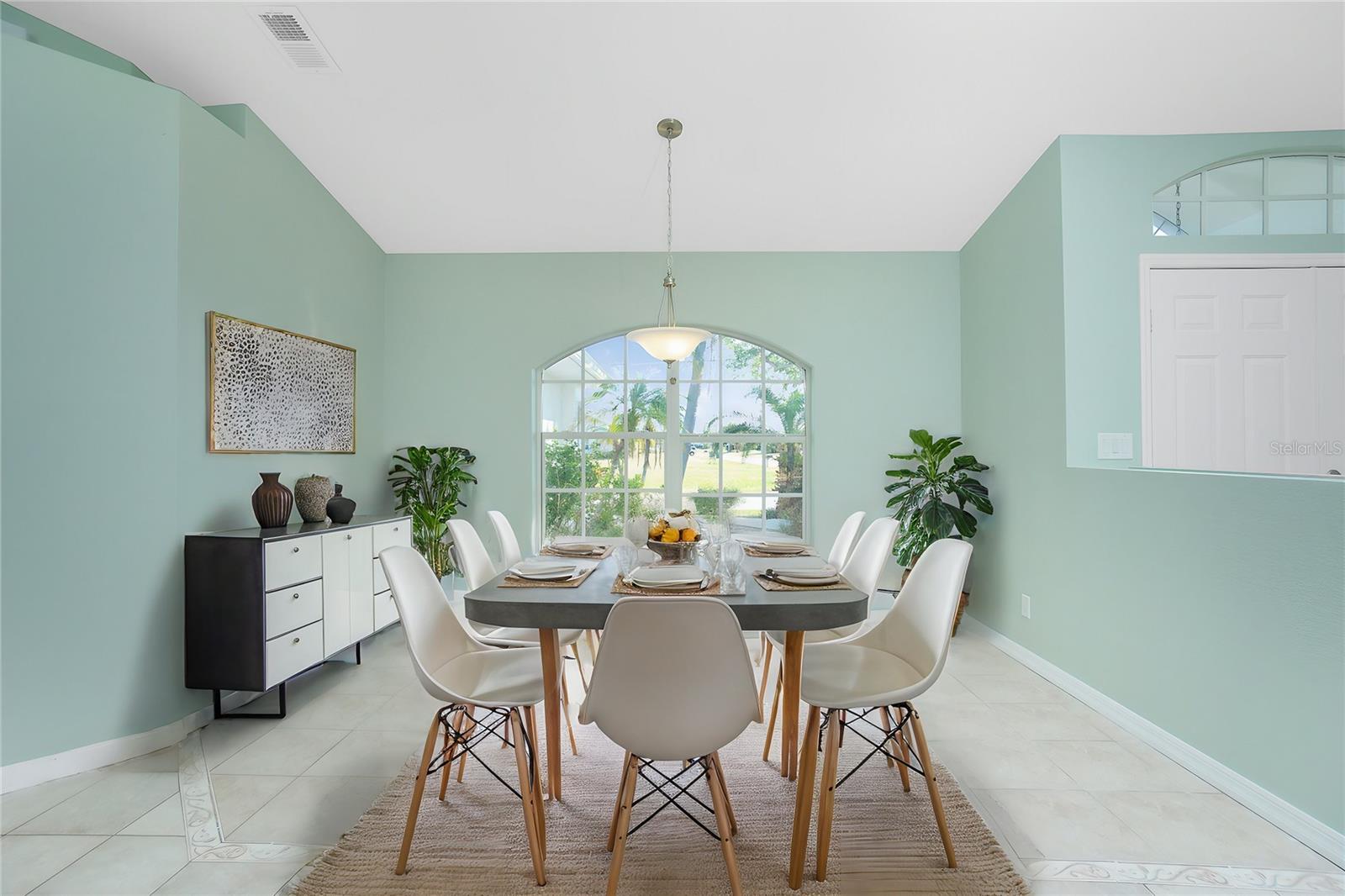 Image 84 of 91 For 217 Rotonda Circle