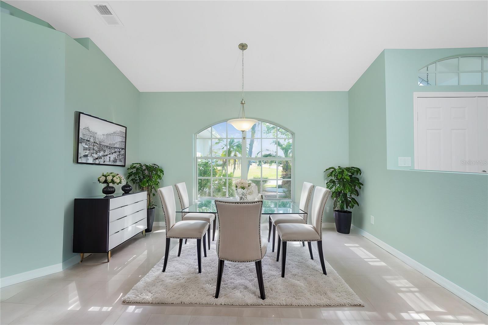 Image 85 of 91 For 217 Rotonda Circle