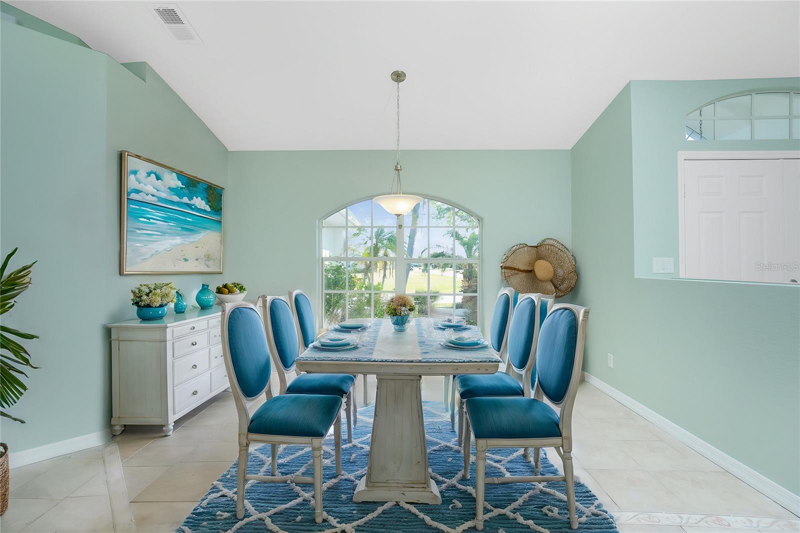 Image 87 of 91 For 217 Rotonda Circle