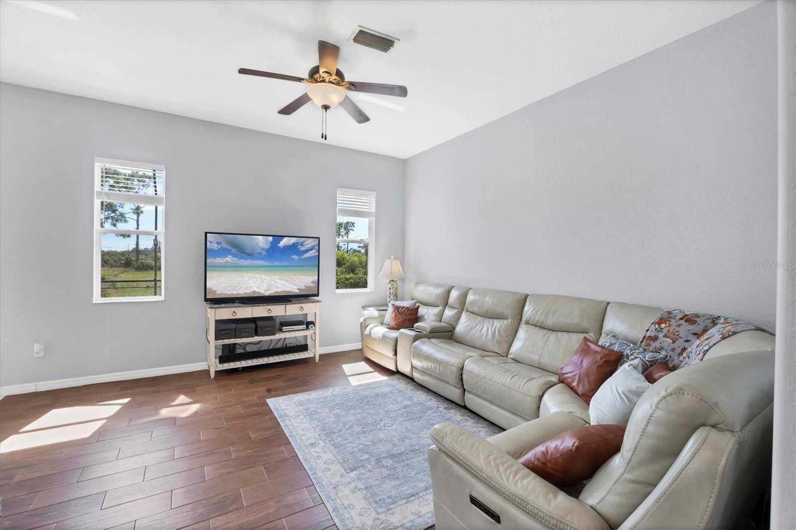 Image 23 of 61 For 11 Lateen Sail Drive