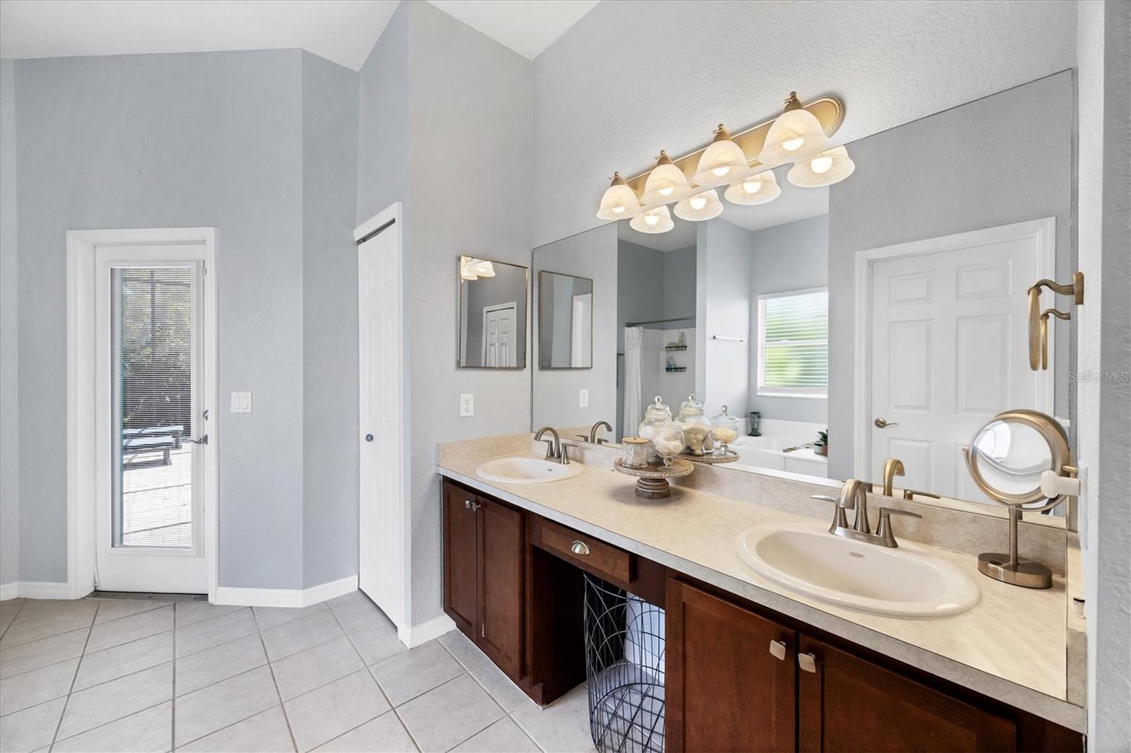 Image 26 of 61 For 11 Lateen Sail Drive