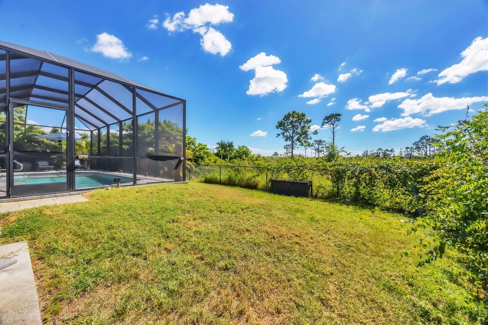 Image 40 of 61 For 11 Lateen Sail Drive