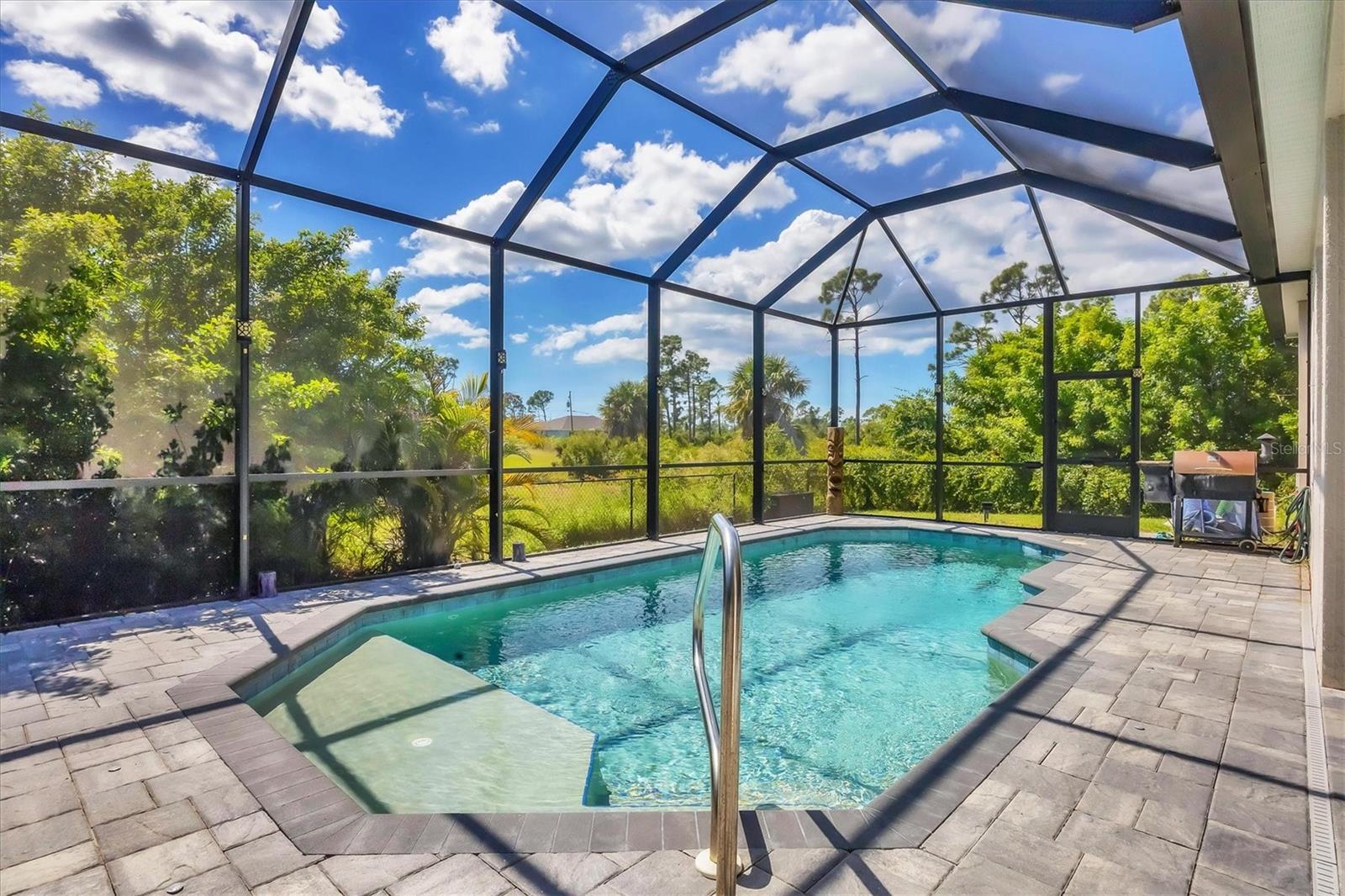 Image 7 of 61 For 11 Lateen Sail Drive