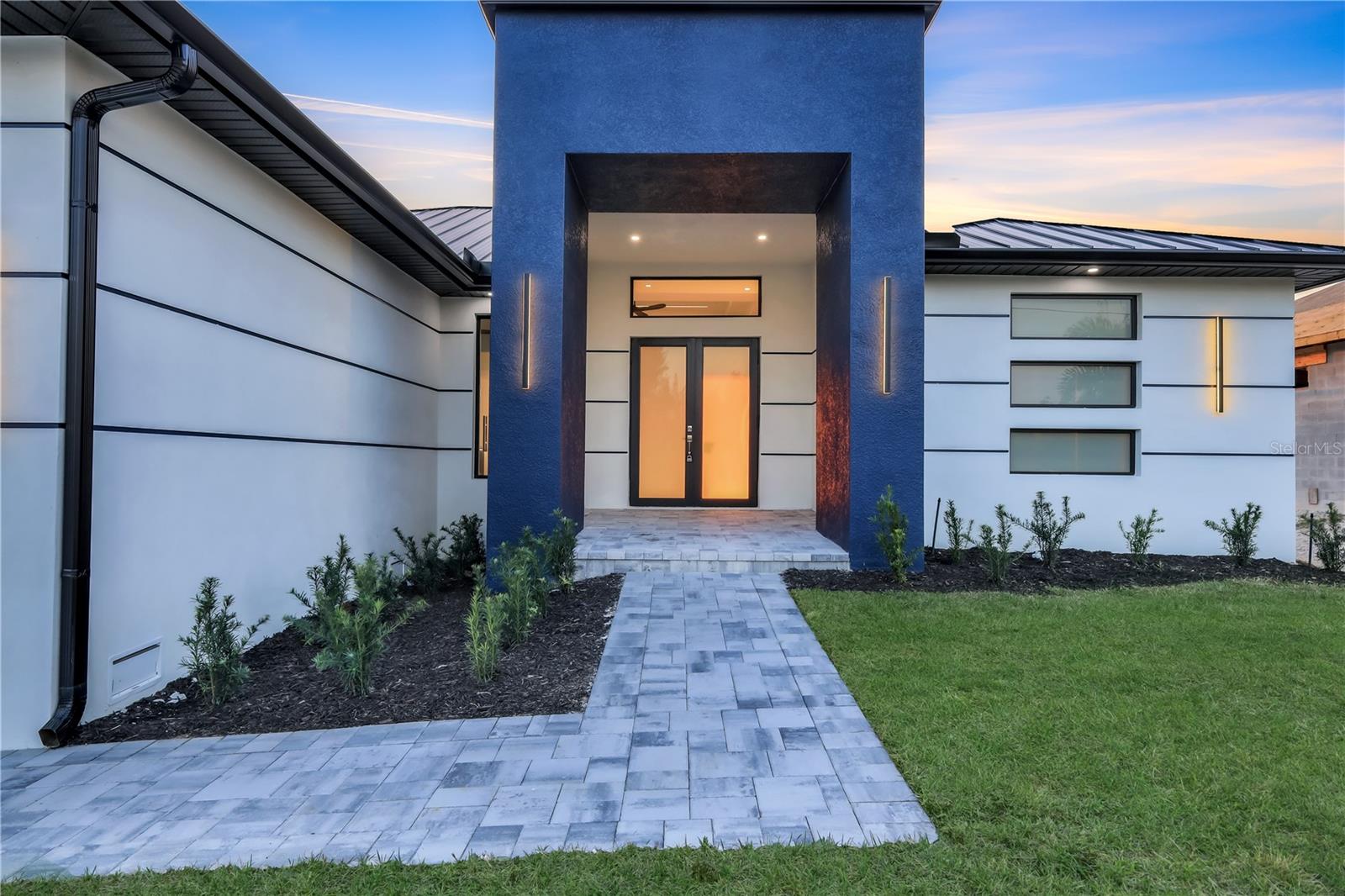 Image 10 of 52 For 9493 St Paul Drive