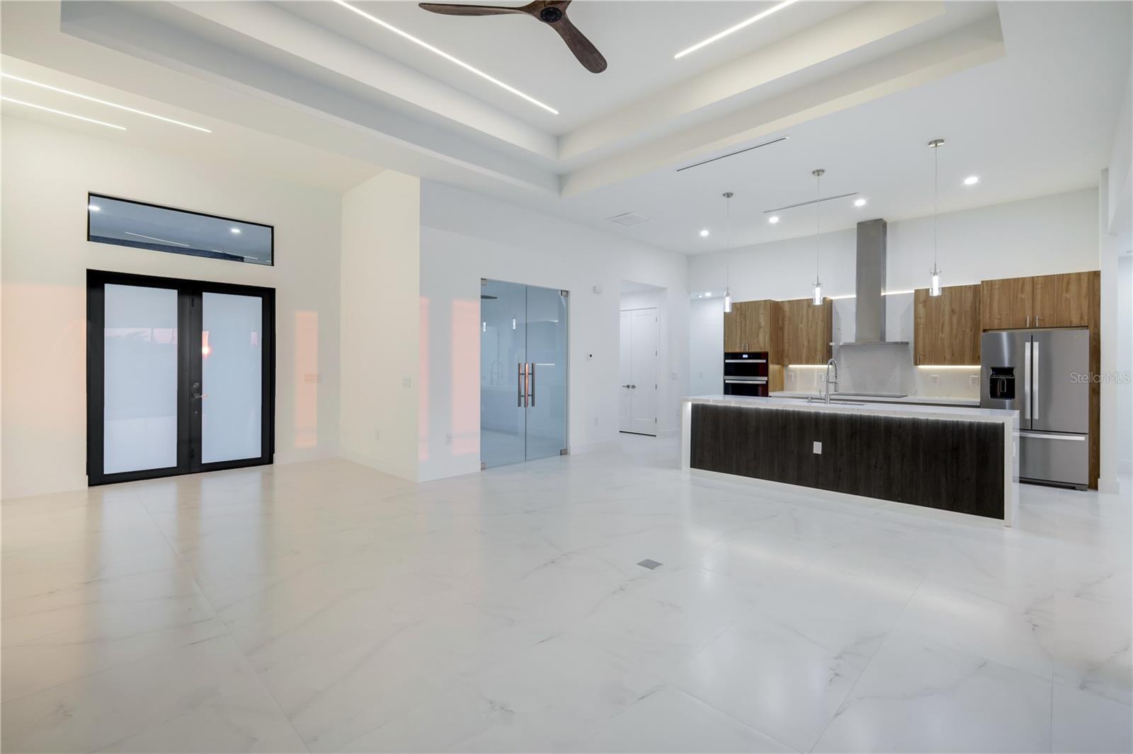 Image 16 of 52 For 9493 St Paul Drive