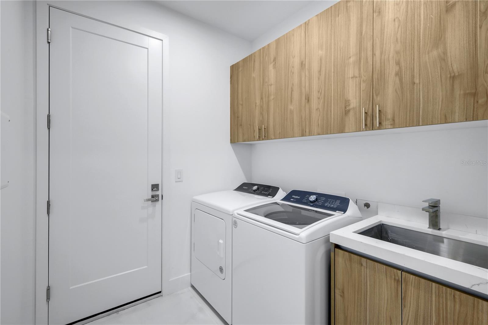 Image 26 of 52 For 9493 St Paul Drive