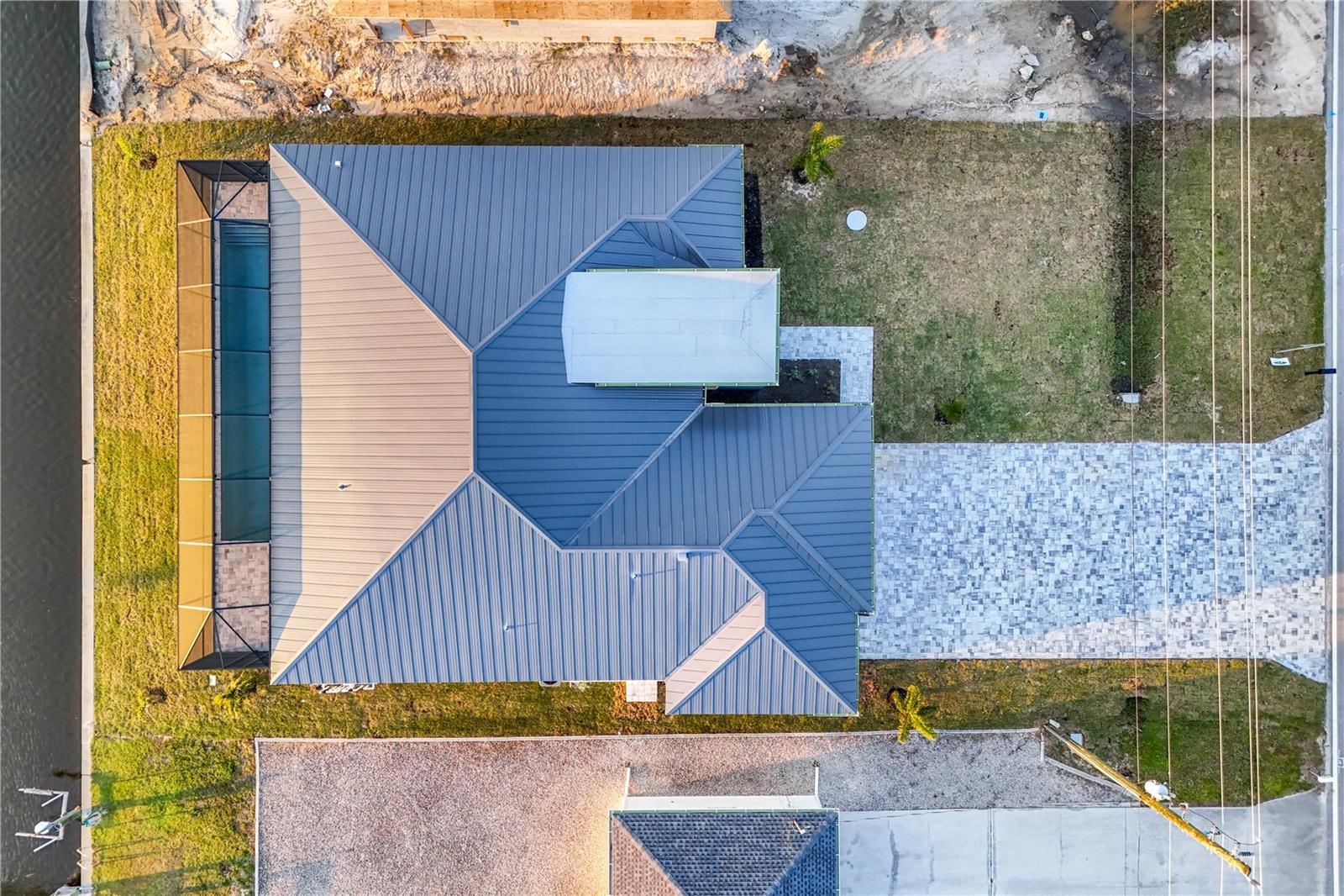 Image 7 of 52 For 9493 St Paul Drive