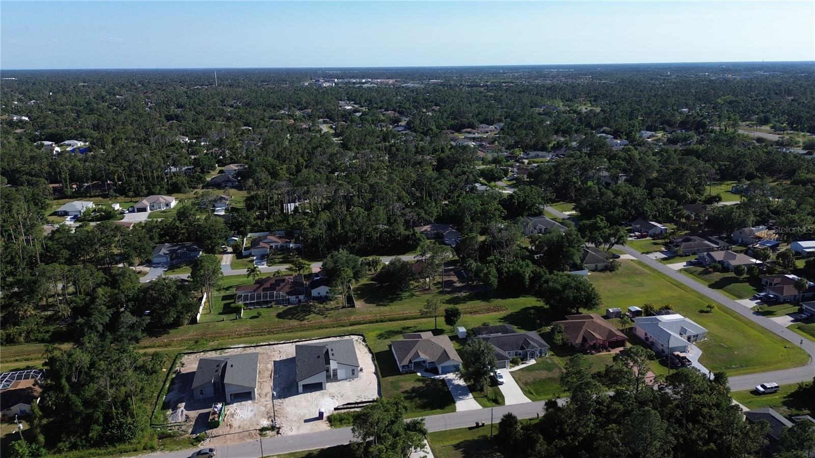 Image 7 of 11 For 4279 & 4287 Eldron Avenue