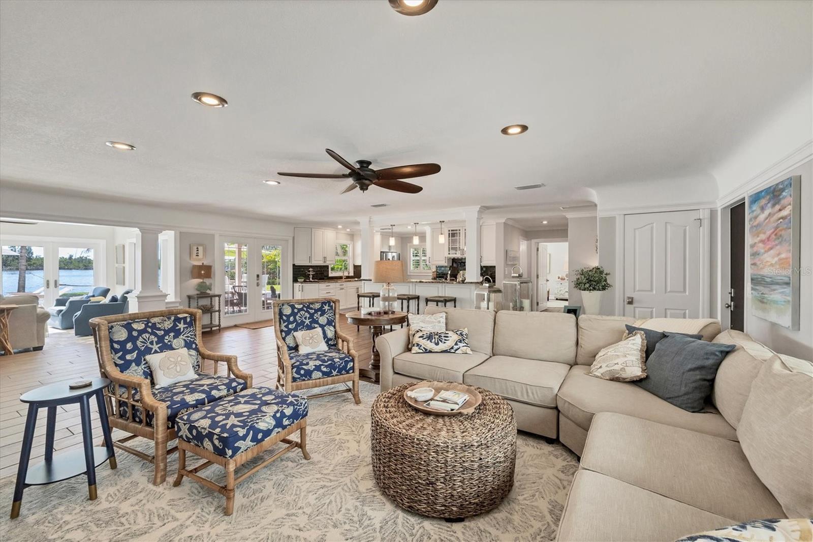 Image 15 of 50 For 225 Green Dolphin Drive