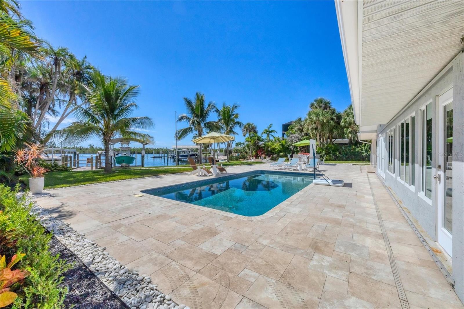 Image 45 of 50 For 225 Green Dolphin Drive