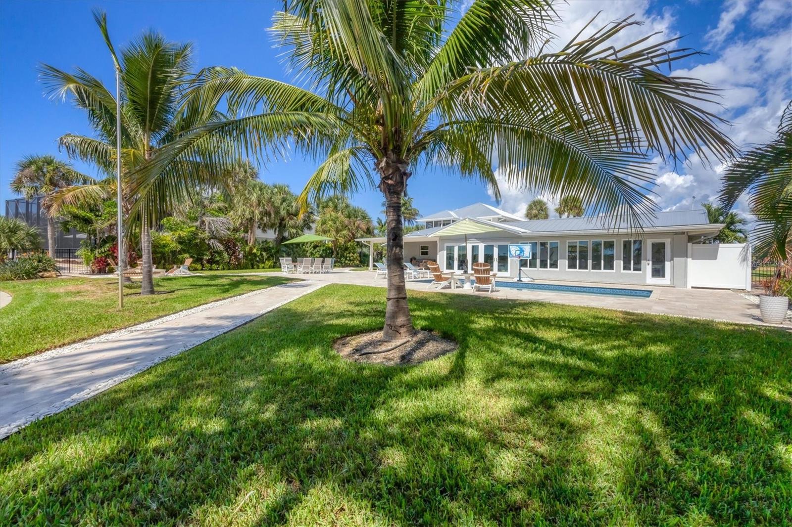 Image 48 of 50 For 225 Green Dolphin Drive