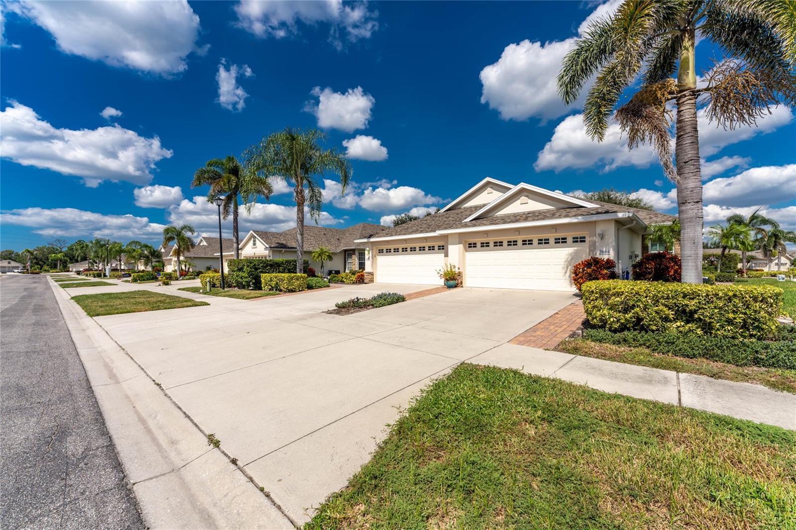 Image 46 of 65 For 29710 Niagara Court