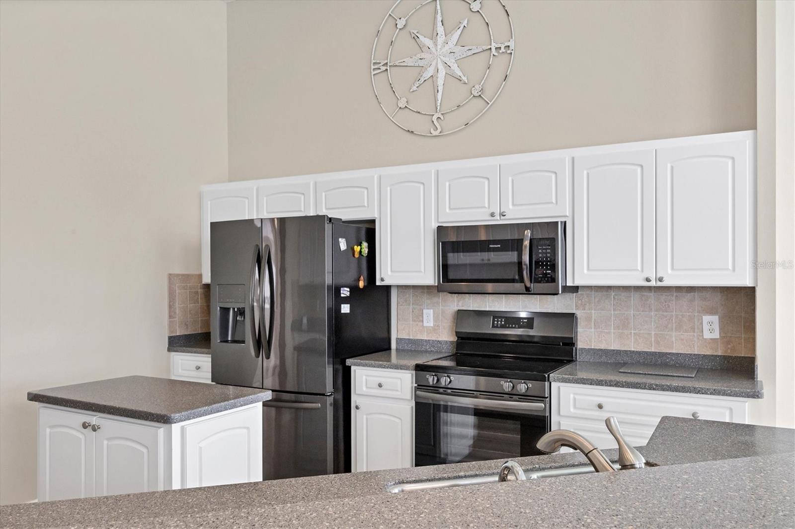 Image 32 of 63 For 330 Coral Creek Drive