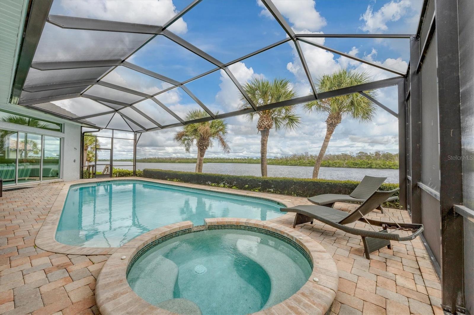Image 42 of 63 For 330 Coral Creek Drive