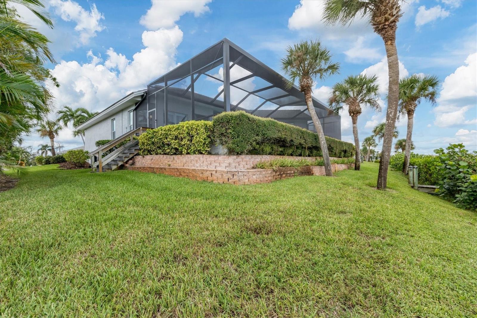 Image 46 of 63 For 330 Coral Creek Drive