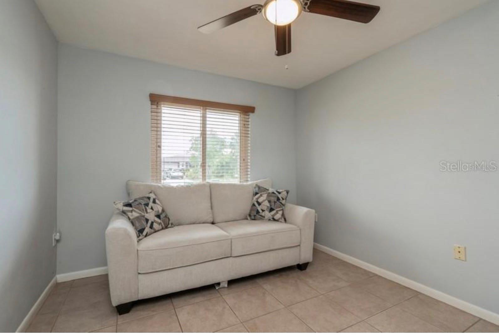 Image 10 of 31 For 83 Rotonda Circle